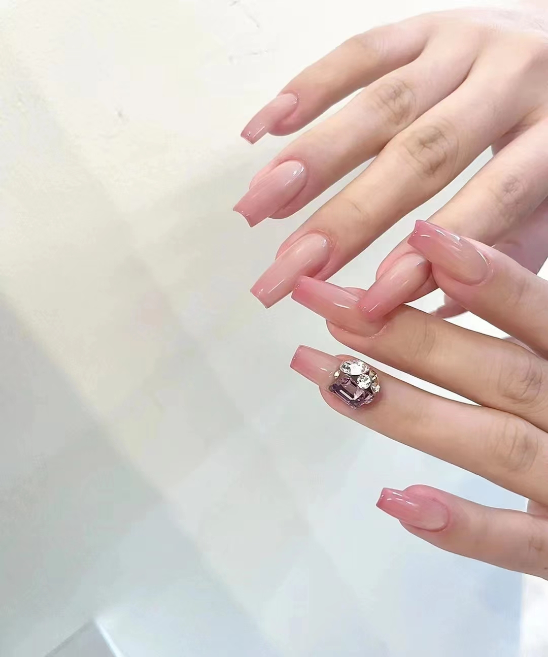 漯河学美甲美睫要多少时间和多少钱？(图1)