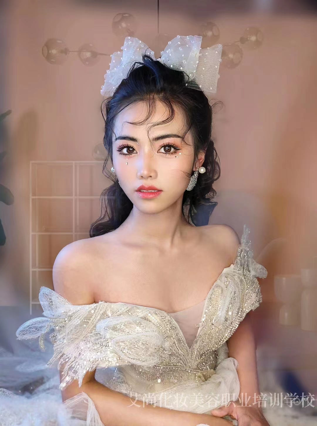 想学习化妆怕学不会怎么办？