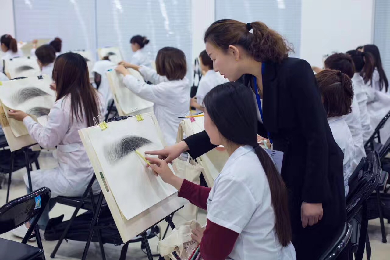 年龄小没学历，怎样选择技术才能令人放心？